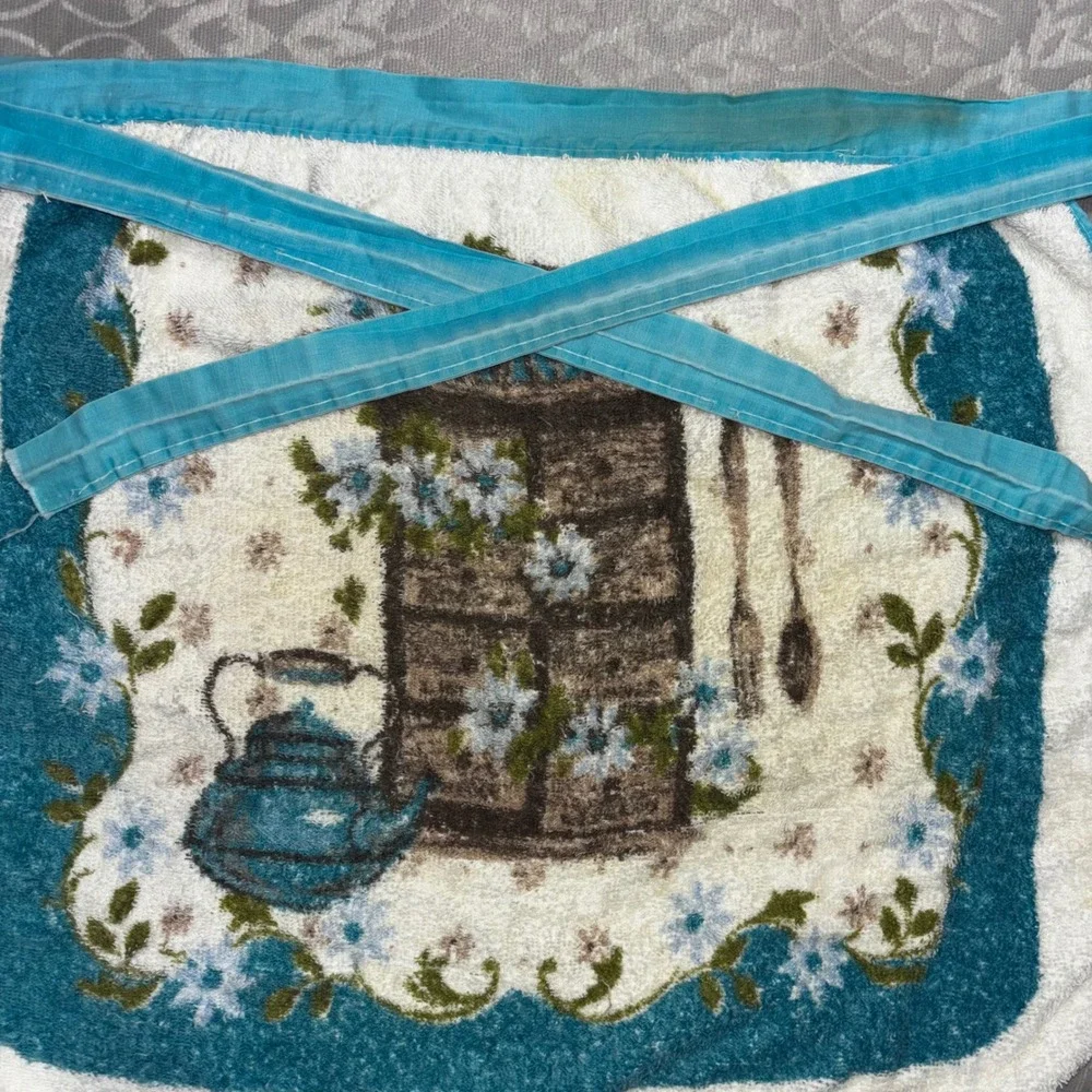 Vintage 1970s Handmade Terry Cloth Half Apron Blue Floral Spice Cabinet Kitchen‎
